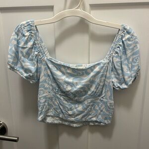 LA Hearts by Pacsun Blue and White Crop Top with Puff Sleeves
